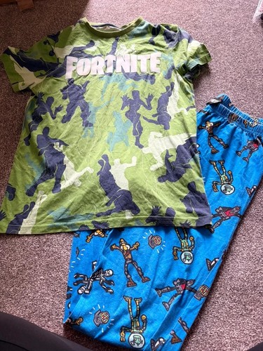 Fortnite boys pyjama set size - fortnite,