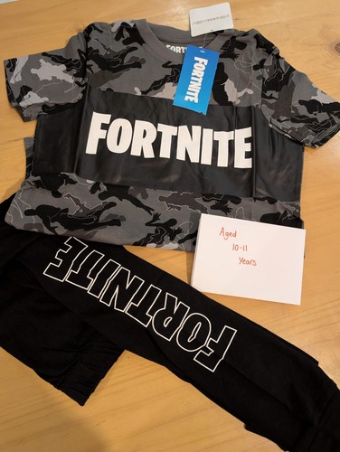 Fortnite kids pyjamas size - fortnite,